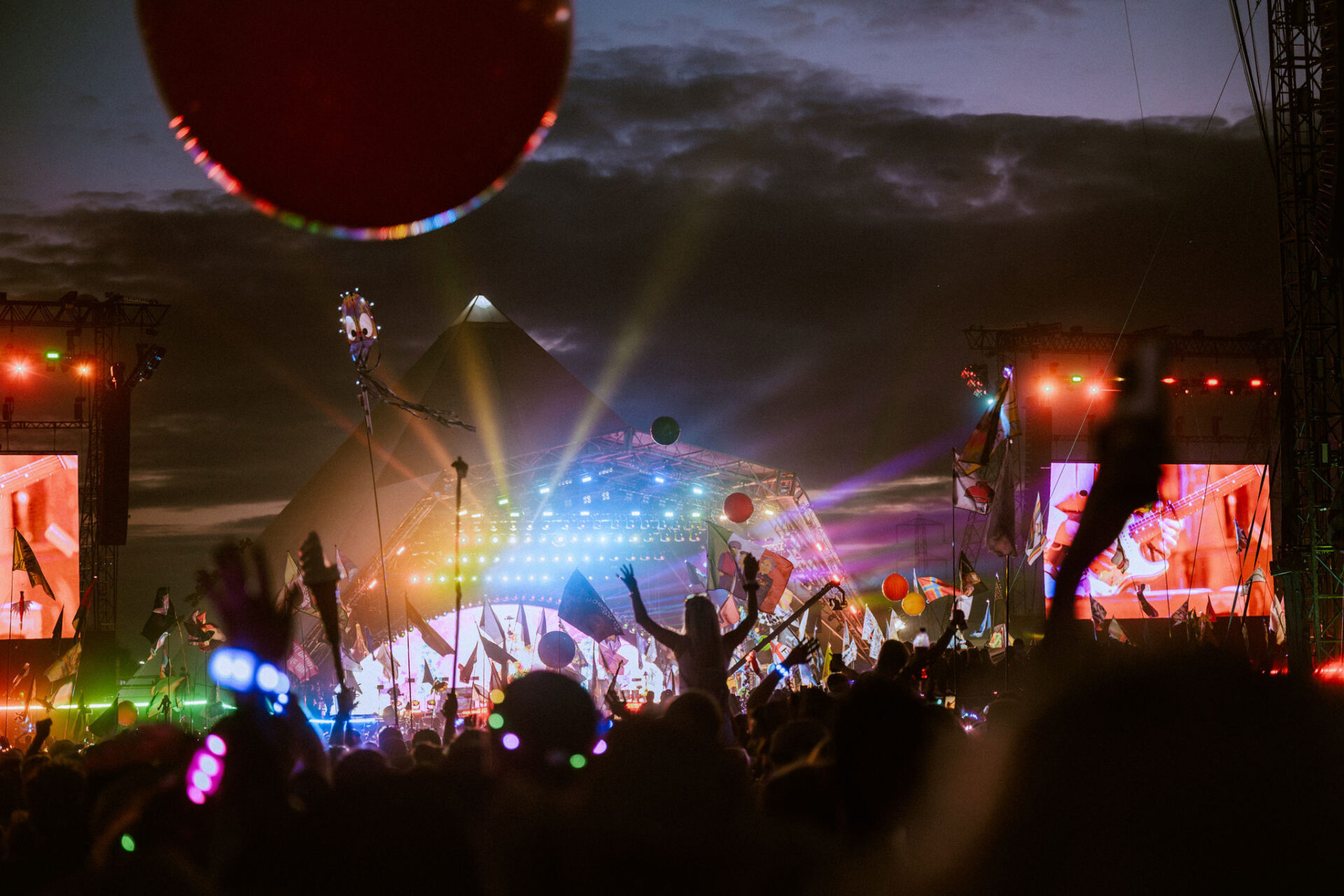 Glastonbury 2024? US Band Hints At Performance Despite Official Silence Glastonbury 2024? US Band Hints At Performance Despite Official Silence