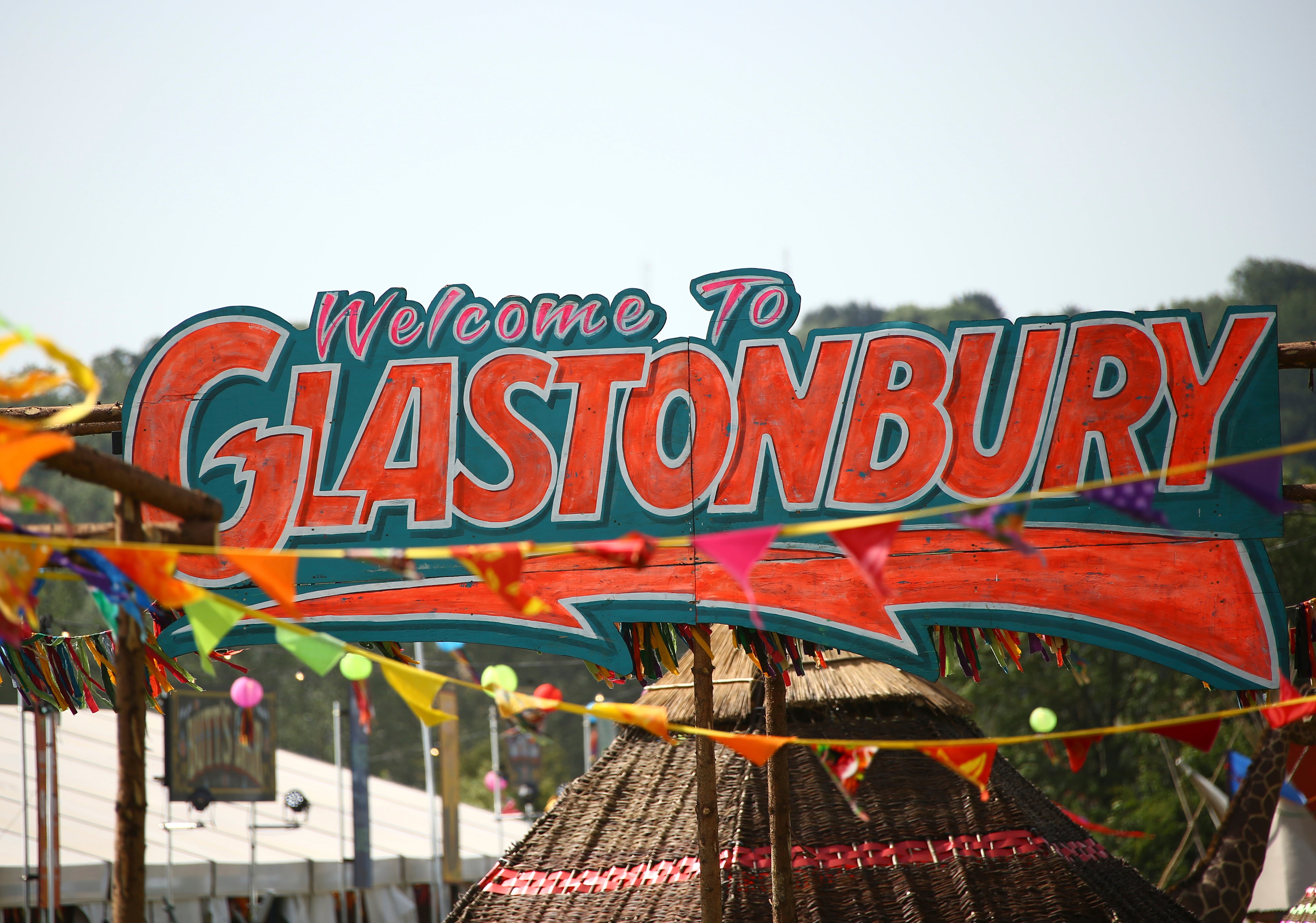 Glastonbury Festival Tickets: Resale Rush – Sold Out In Half An Hour Glastonbury Festival Tickets: Resale Rush – Sold Out In Half An Hour