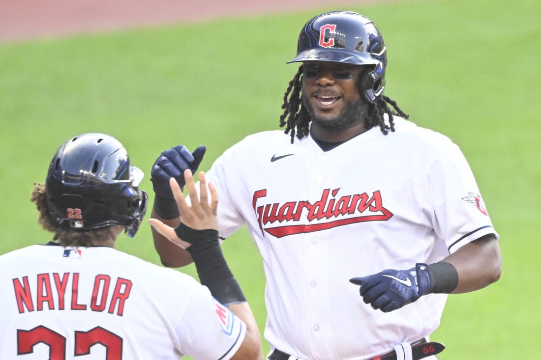 Guardians Edge Royals In Extra Innings To Start The Season
