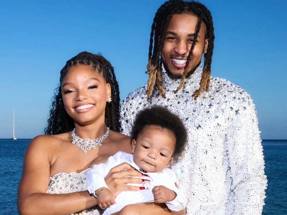 Halle Bailey's 25th Birthday: Cake, Cuteness, And Love Halle Bailey's 25th Birthday: Cake, Cuteness, And Love