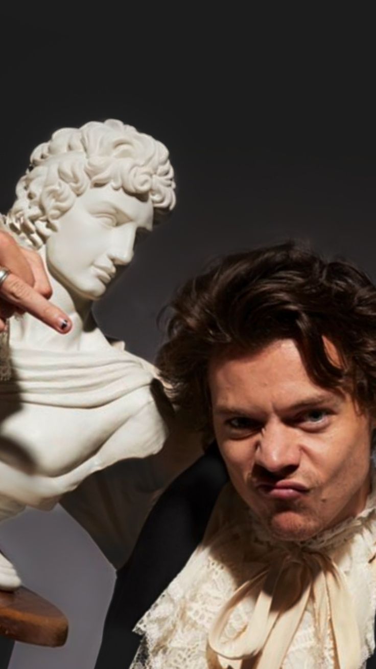 Harry Styles' Response To A Critically Bad SNL Impression Harry Styles' Response To A Critically Bad SNL Impression