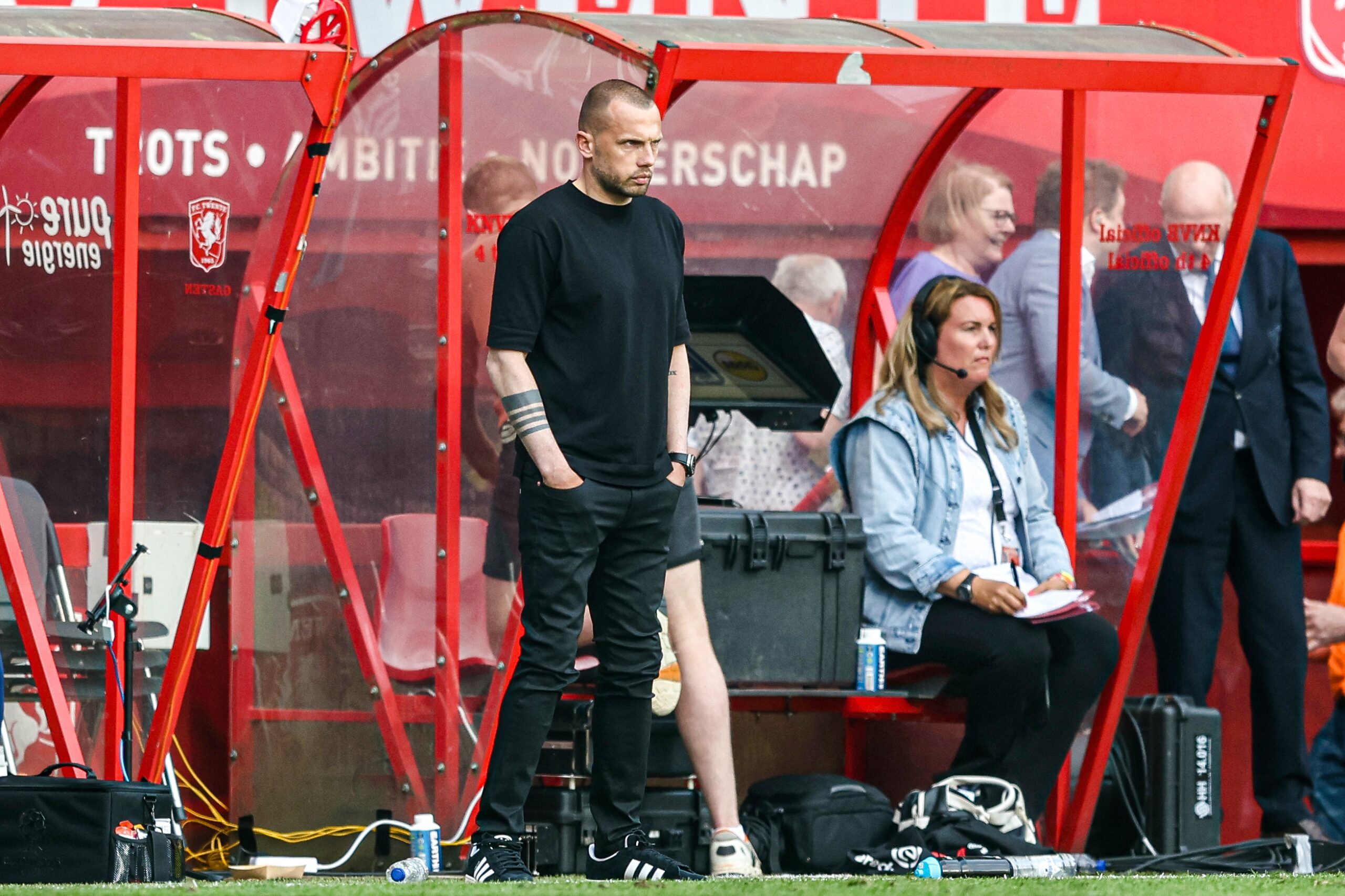 Heitinga's Kansen Als Ajax Trainer Heitinga's Kansen Als Ajax Trainer