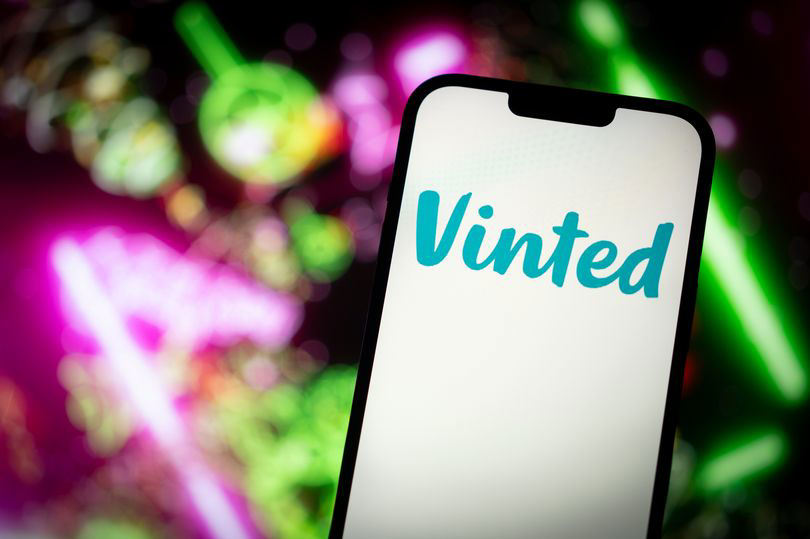 HMRC's New Nudge Letters Target Online Sellers On EBay, Vinted, And Depop HMRC's New Nudge Letters Target Online Sellers On EBay, Vinted, And Depop