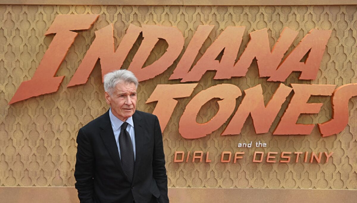 Hollywood Production Grinds To Halt Amidst Joint Actors And Writers Strike Hollywood Production Grinds To Halt Amidst Joint Actors And Writers Strike