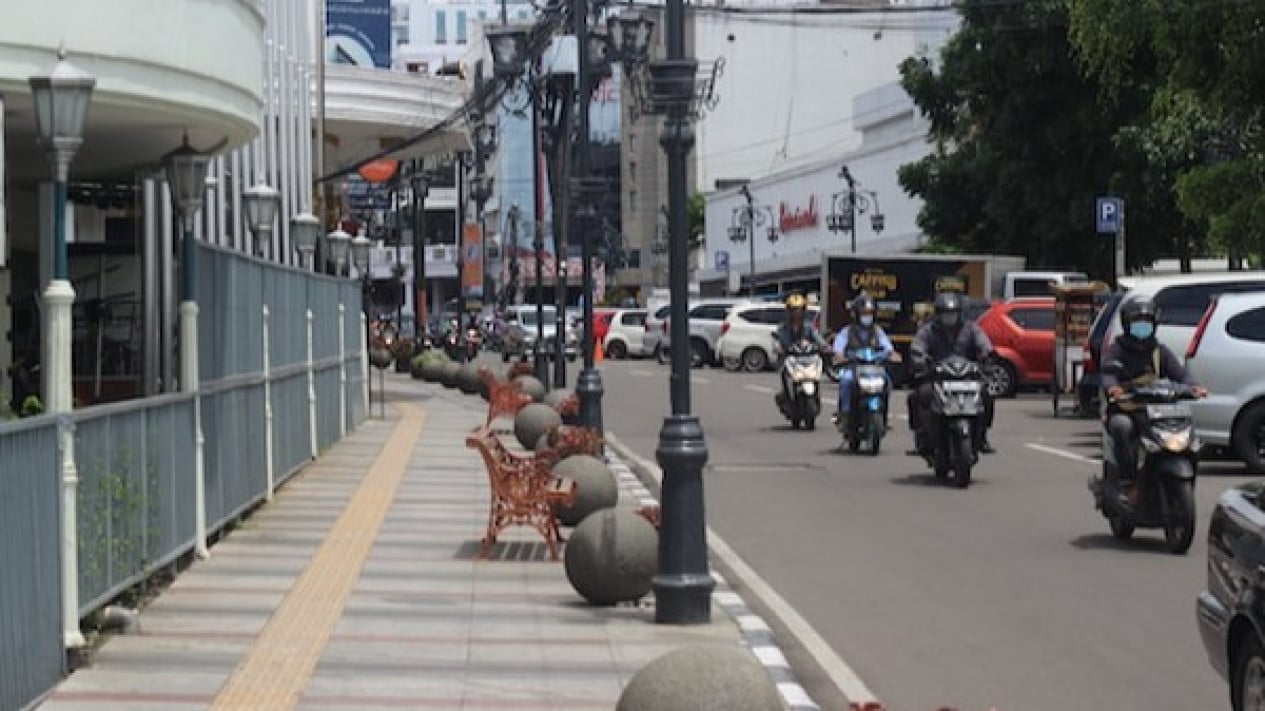 Hujan Di Bandung Pukul 1 Siang? Cek Cuaca Jawa Barat 22 April