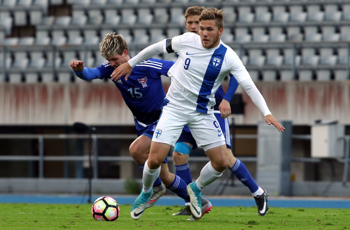 Huuhkajat Saavat Vahvistusta: Benjamin Källman Tuo Maalintekovoimaa Huuhkajat Saavat Vahvistusta: Benjamin Källman Tuo Maalintekovoimaa