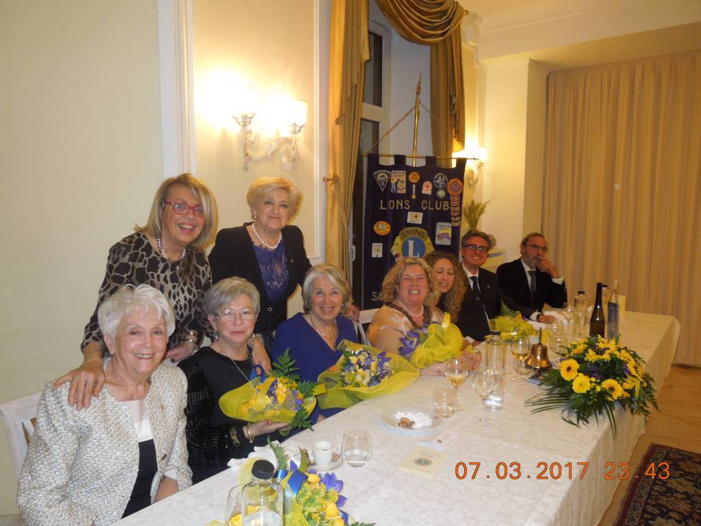 Il Lions Club Sanremo Matutia Premia Sofia Barillari Di Ospedaletti Per La Pace Il Lions Club Sanremo Matutia Premia Sofia Barillari Di Ospedaletti Per La Pace