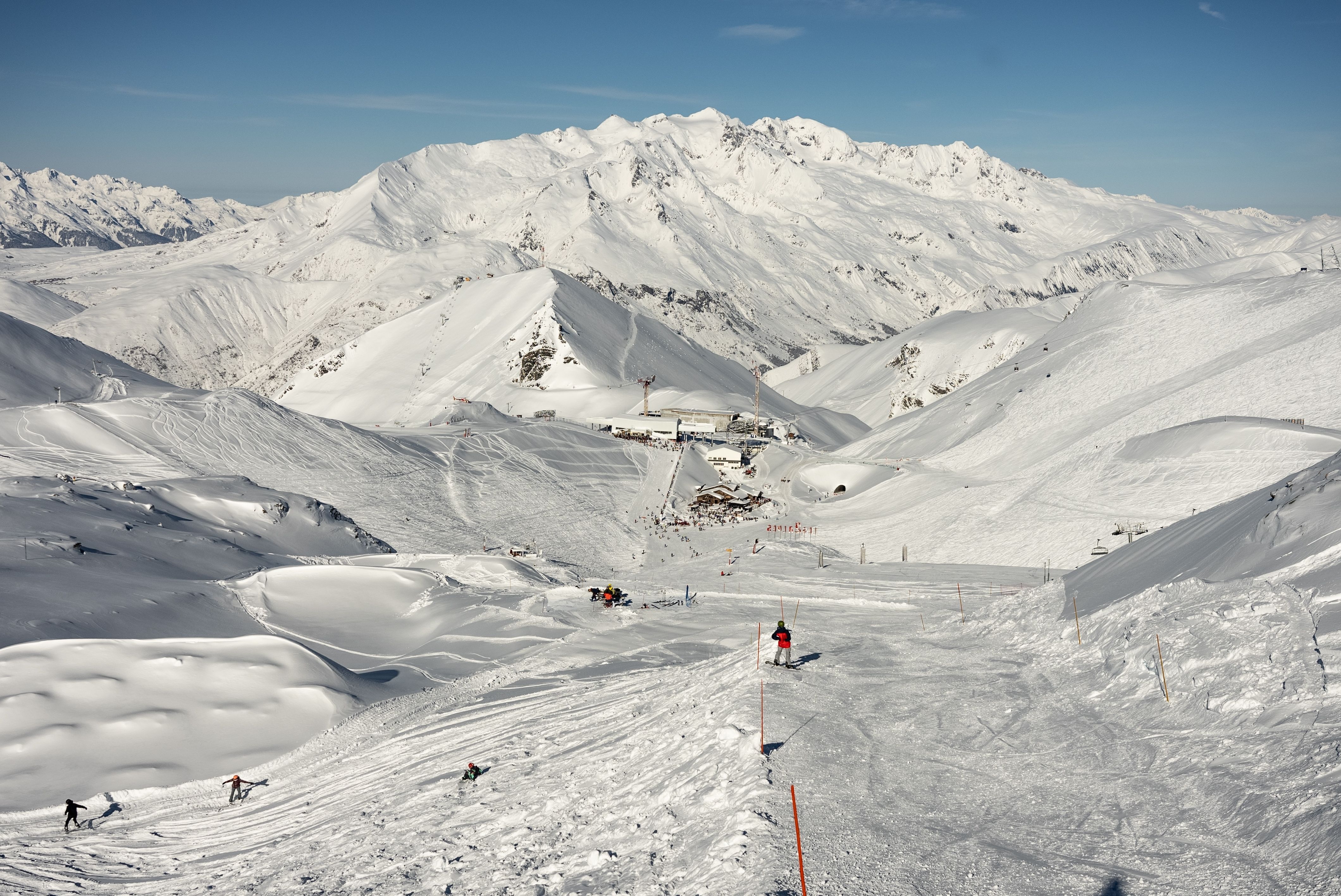 Impact Of Recent Storms: Late Snowfall In The Southern French Alps Impact Of Recent Storms: Late Snowfall In The Southern French Alps