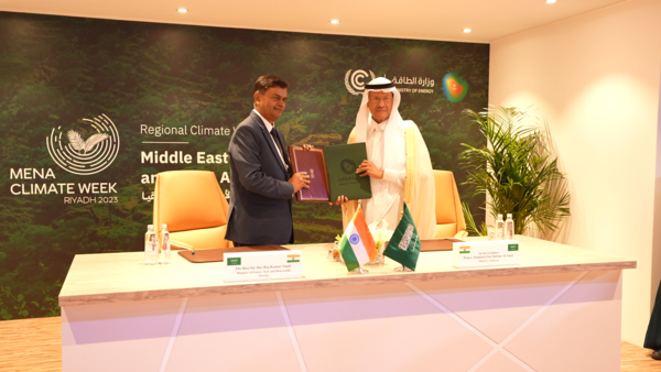 India And Saudi Arabia Partner For Two New Oil Refineries India And Saudi Arabia Partner For Two New Oil Refineries
