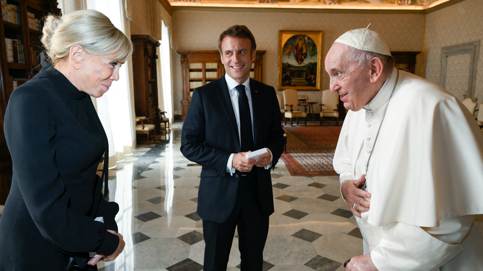 Influence Présumée De Macron Sur Le Choix Du Futur Pape À Rome Influence Présumée De Macron Sur Le Choix Du Futur Pape À Rome