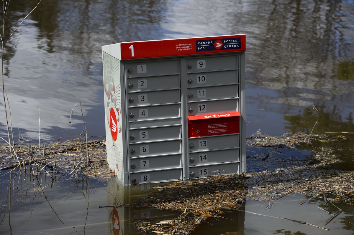 Is Canada Post Insolvent? Report Advocates For The End Of Door-to-Door Mail Delivery Is Canada Post Insolvent? Report Advocates For The End Of Door-to-Door Mail Delivery
