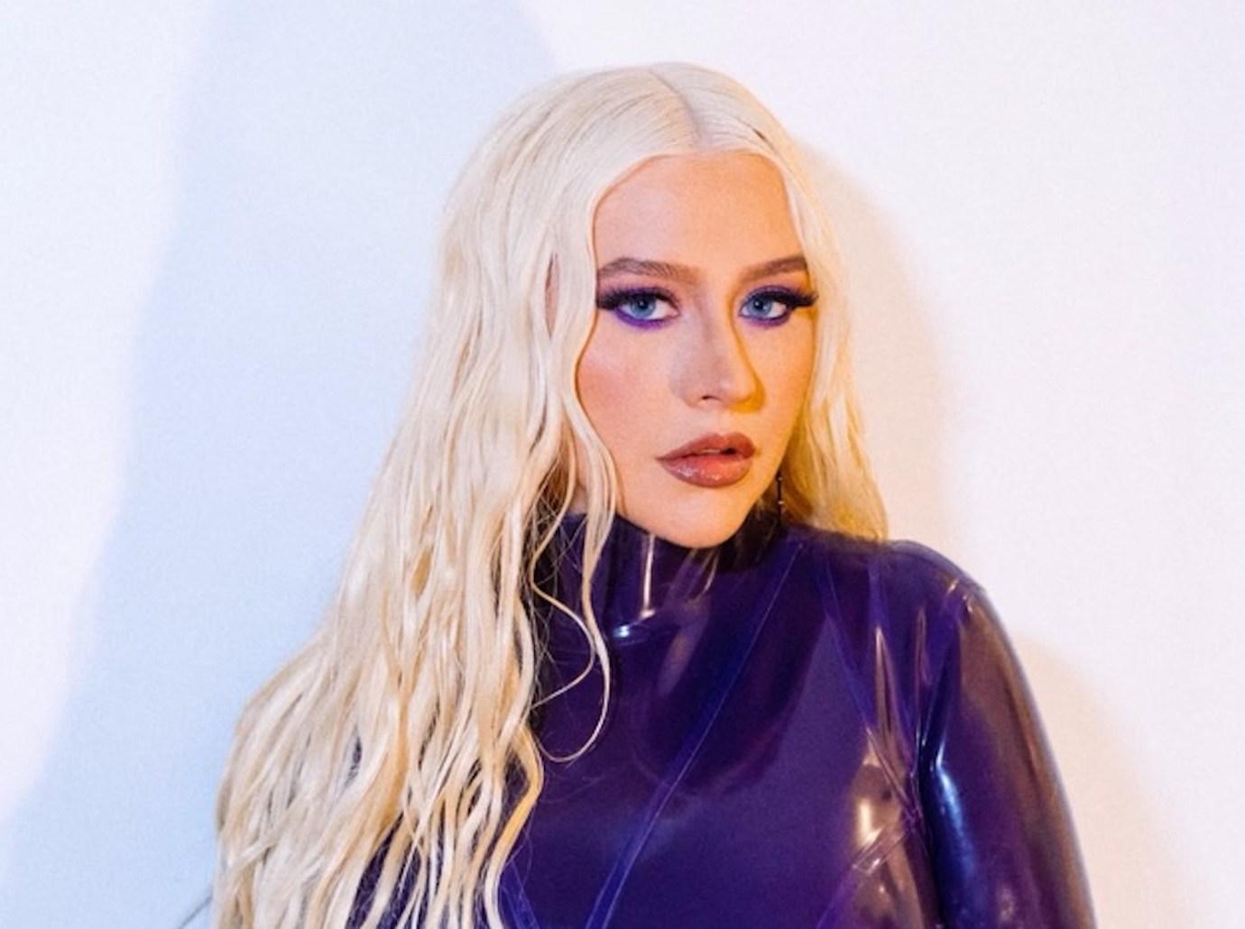 Is That Really Christina Aguilera? Fans React To Heavily Edited Photos Is That Really Christina Aguilera? Fans React To Heavily Edited Photos