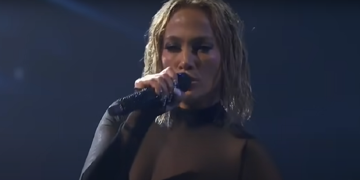 Jennifer Lopez: American Music Awards Host Announcement - Las Vegas Jennifer Lopez: American Music Awards Host Announcement - Las Vegas