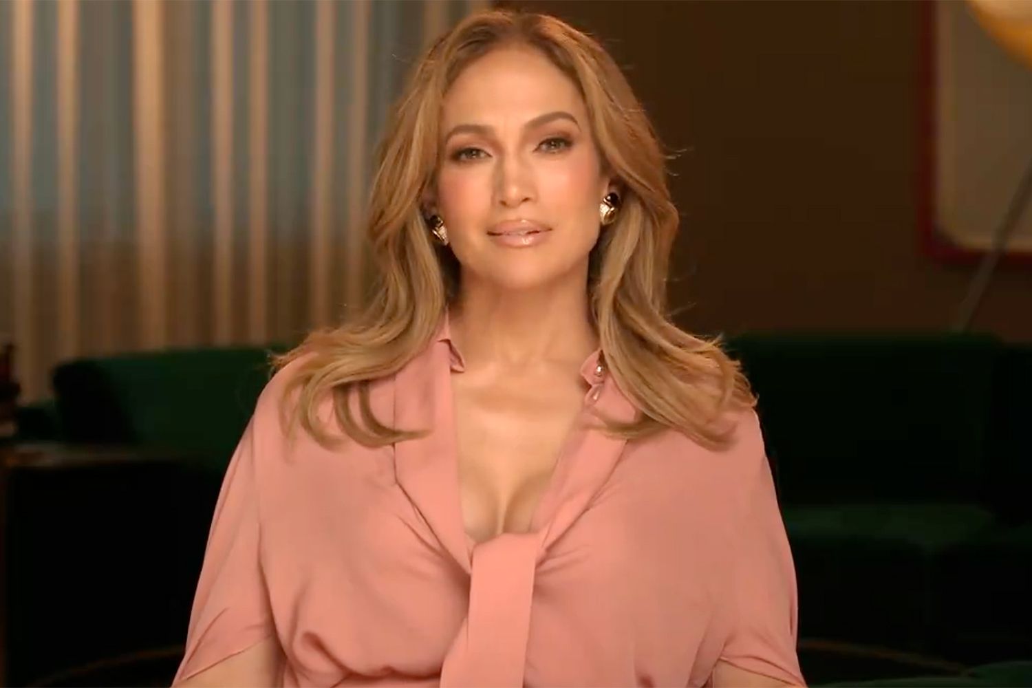 Jennifer Lopez To Host 2025 American Music Awards On CBS Jennifer Lopez To Host 2025 American Music Awards On CBS
