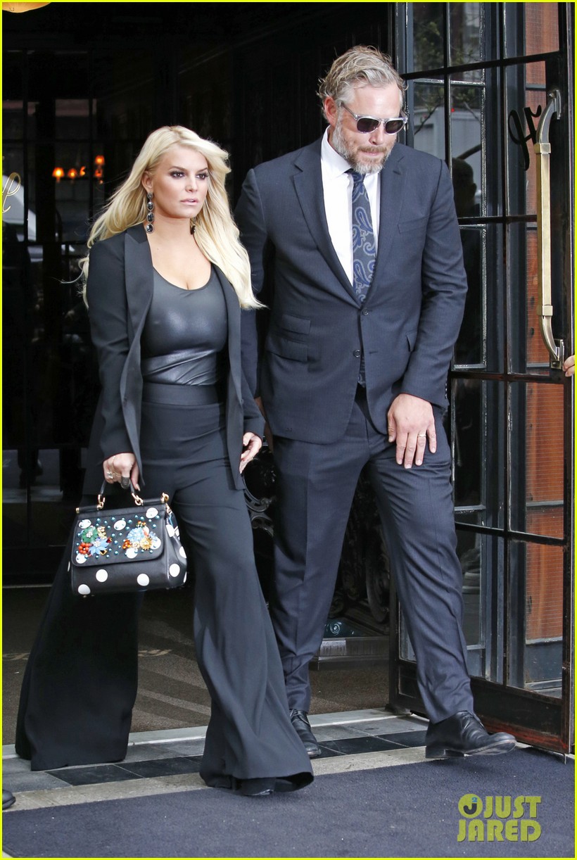 Jessica Simpson's New Song Hints At Eric Johnson Infidelity Jessica Simpson's New Song Hints At Eric Johnson Infidelity