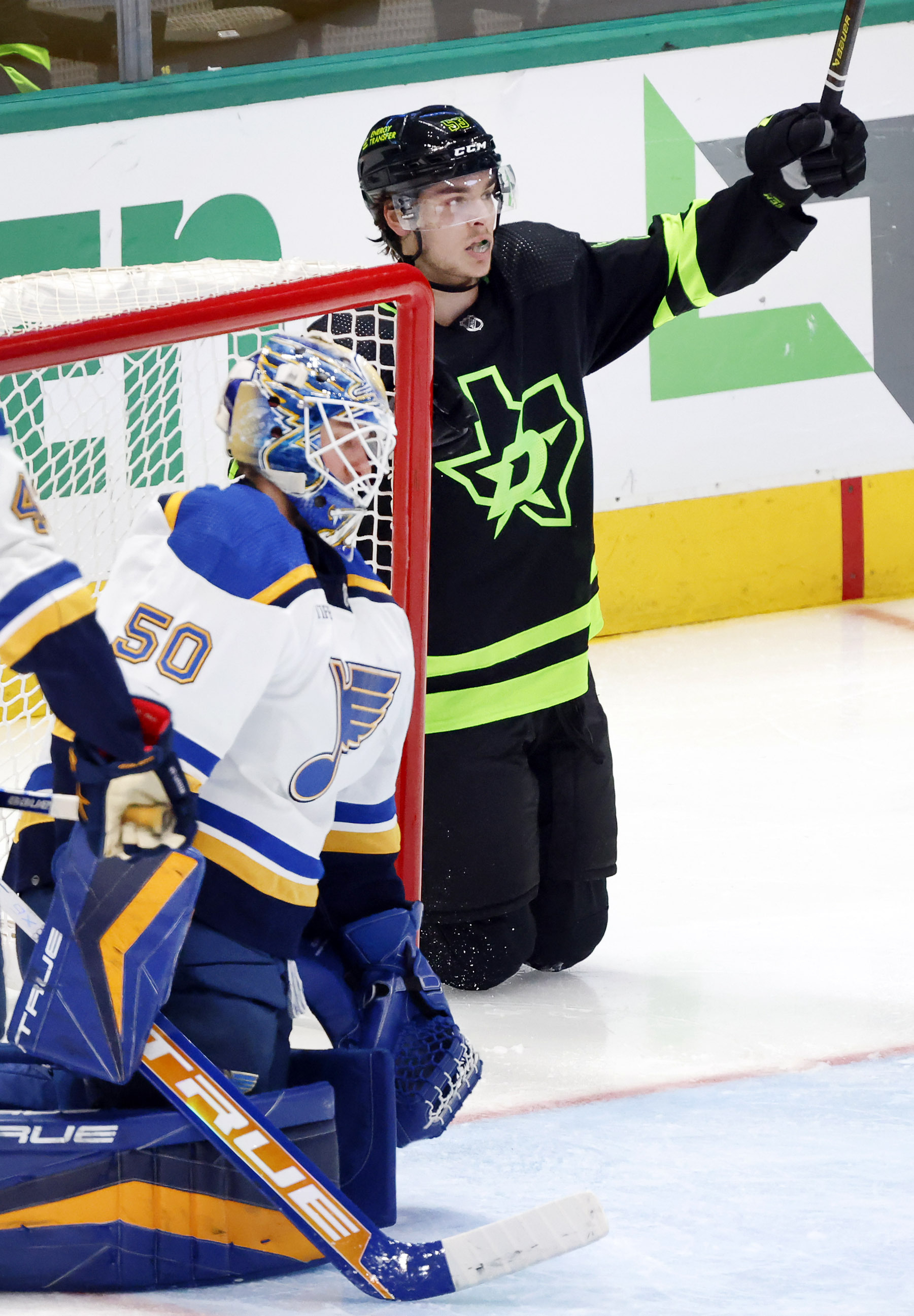 Johnston's Record-Setting Goal Powers Stars To 6-2 Win Over Avalanche Johnston's Record-Setting Goal Powers Stars To 6-2 Win Over Avalanche