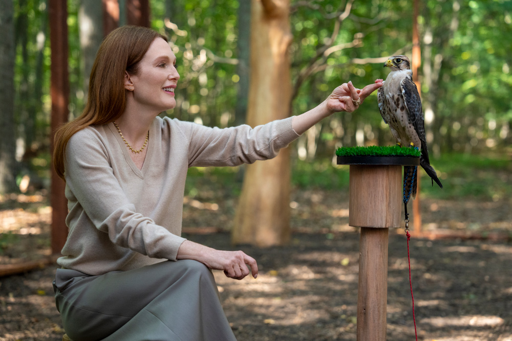 Julianne Moore, Meghann Fahy, & Milly Alcock In Siren: A Film Review Julianne Moore, Meghann Fahy, & Milly Alcock In Siren: A Film Review