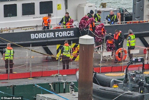 Keir Starmer's New Migration Plan: A Response To The Farage Challenge Keir Starmer's New Migration Plan: A Response To The Farage Challenge