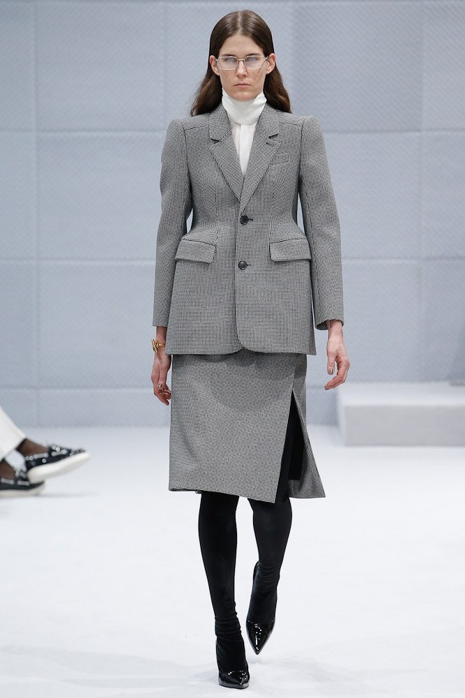 Kering's Sales Decline: Demna Gvasalia's First Gucci Collection Unveiled This September Kering's Sales Decline: Demna Gvasalia's First Gucci Collection Unveiled This September