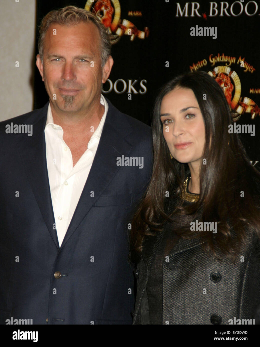 Kevin Costner's Pursuit Of Demi Moore: An Insider's Look Kevin Costner's Pursuit Of Demi Moore: An Insider's Look
