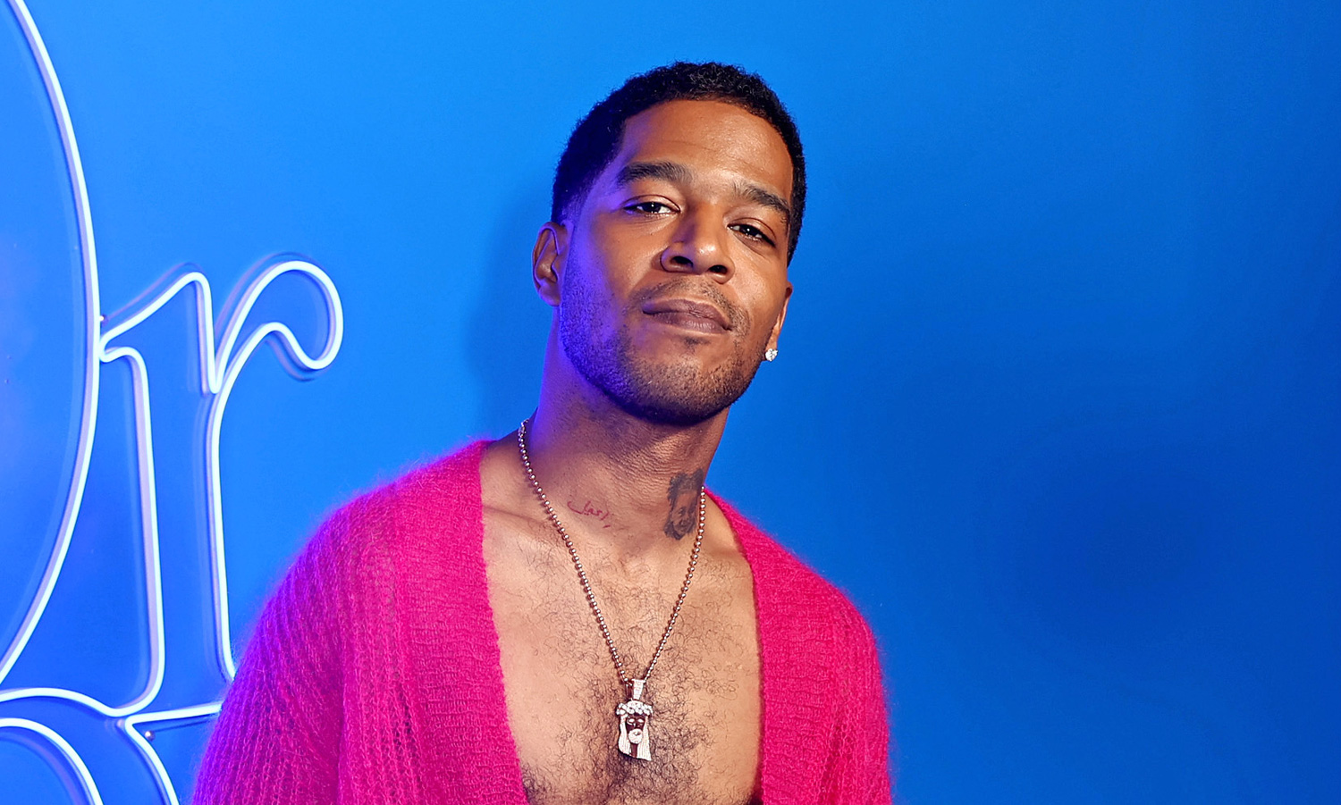 Kid Cudi's Personal Belongings Sell For Record-Breaking Amounts Kid Cudi's Personal Belongings Sell For Record-Breaking Amounts