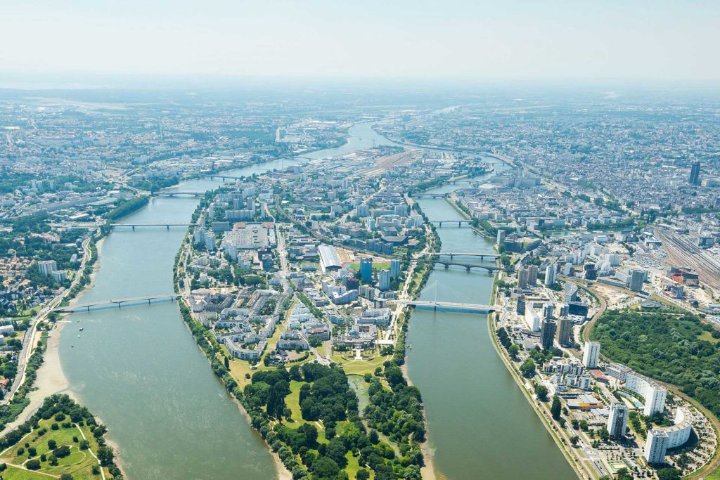 La Croissance Des Tours À Nantes Et La Demande Croissante De Cordistes La Croissance Des Tours À Nantes Et La Demande Croissante De Cordistes