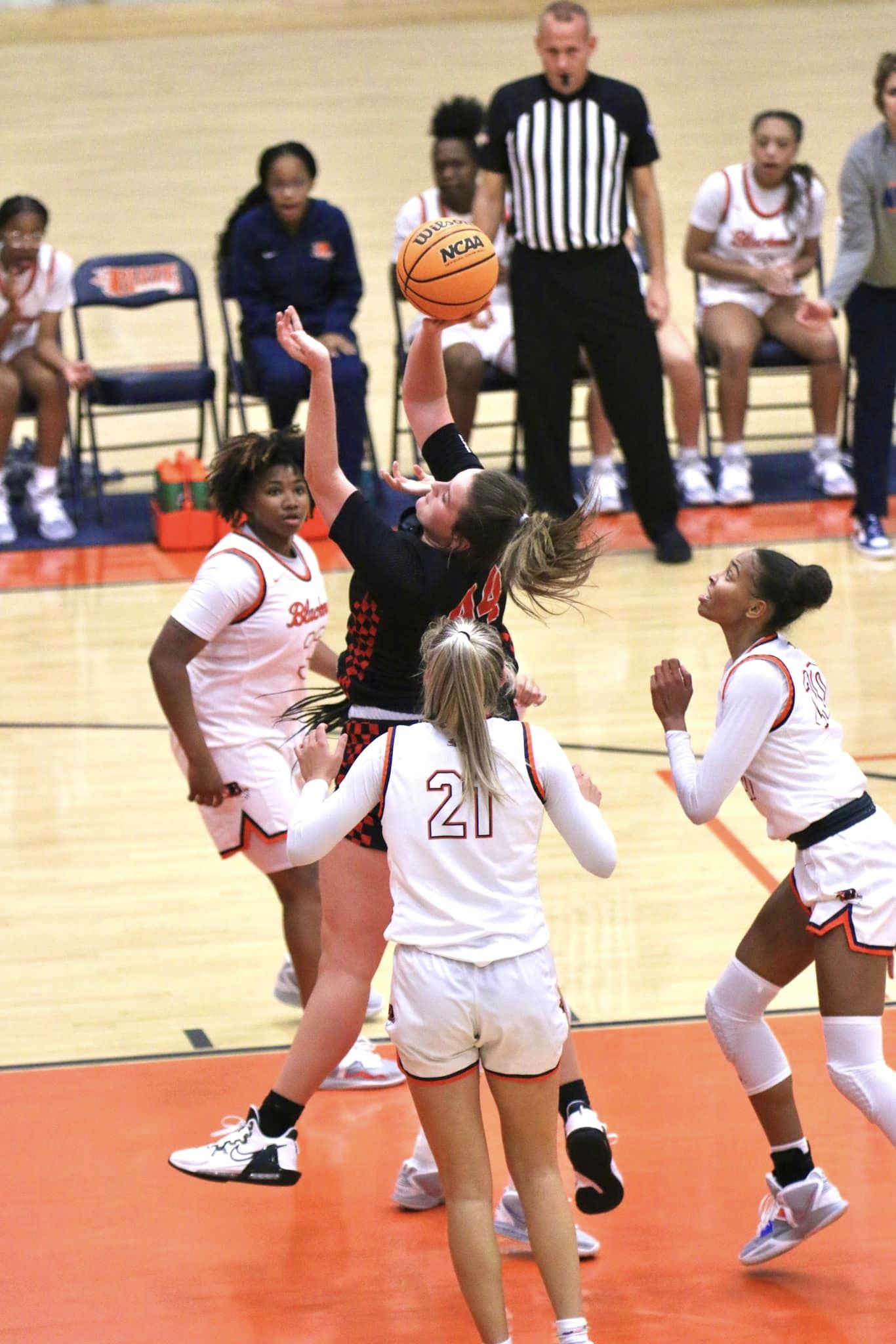 Lady Raiders Fall Short Against Cincinnati In 59-56 Defeat Lady Raiders Fall Short Against Cincinnati In 59-56 Defeat