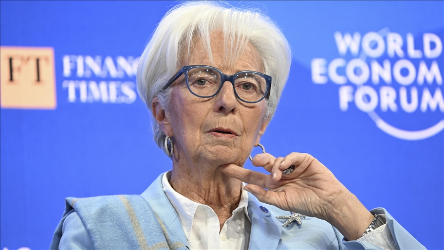 Lagarde'in Fiyat İstikrarı Üzerine Açıklamaları: ECB Politikaları Lagarde'in Fiyat İstikrarı Üzerine Açıklamaları: ECB Politikaları
