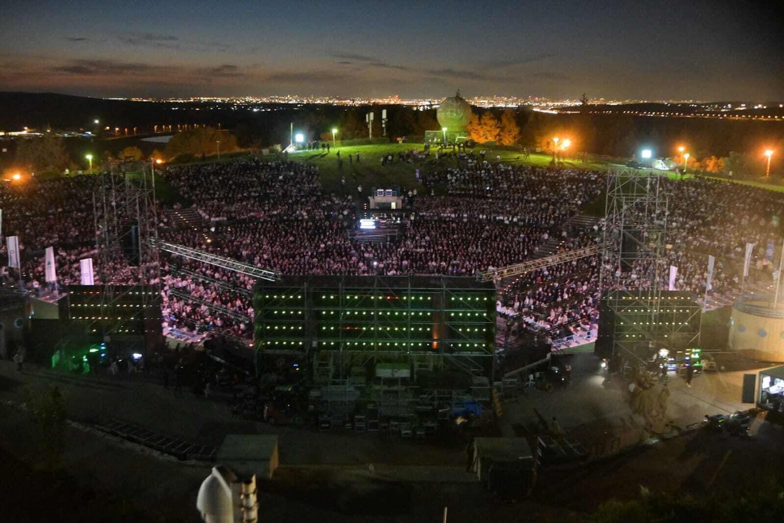 Largest English-Language Yom HaZikaron Ceremony In Masa Israel Journey History