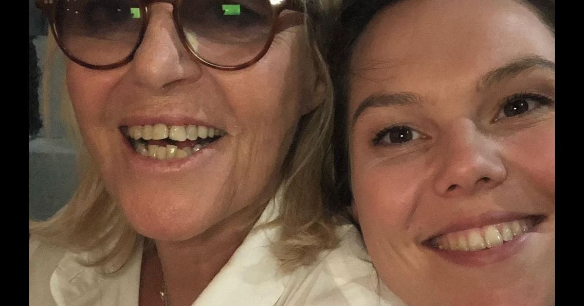 Le Clash Persiste : Chantal Ladesou Persiste Et Signe Sur Inès Reg Le Clash Persiste : Chantal Ladesou Persiste Et Signe Sur Inès Reg