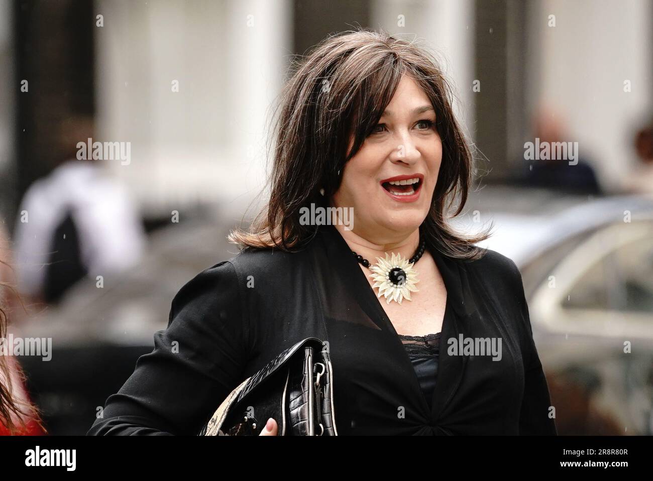 Learning From Sarah Vine: Avoiding WhatsApp Disasters Learning From Sarah Vine: Avoiding WhatsApp Disasters