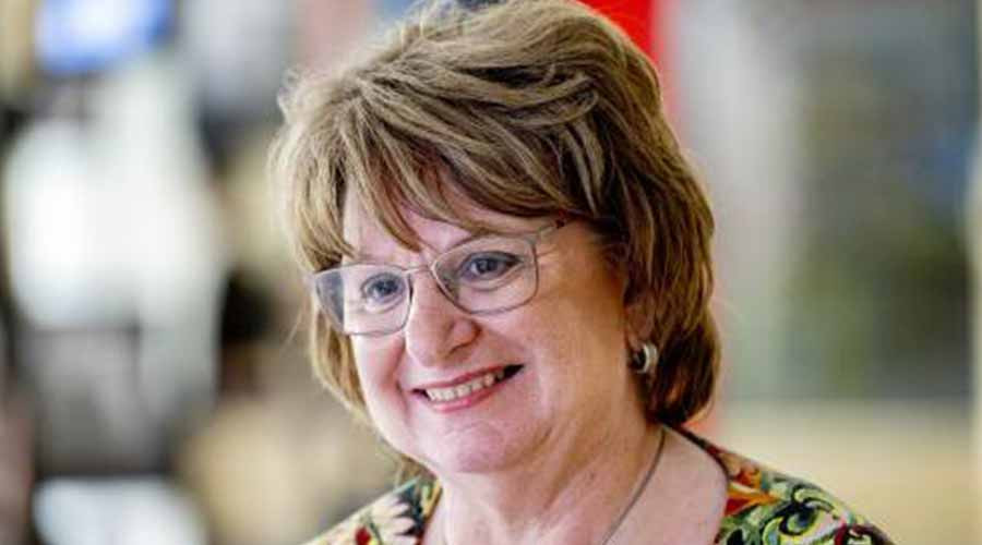 Leeflang-Aangelegenheid: Bruins En NPO Toezichthouder Moeten Overleggen Leeflang-Aangelegenheid: Bruins En NPO Toezichthouder Moeten Overleggen