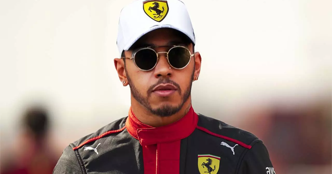 Lewis Hamilton Ja Ferrari: Yhteistyön Kariutuminen Lewis Hamilton Ja Ferrari: Yhteistyön Kariutuminen