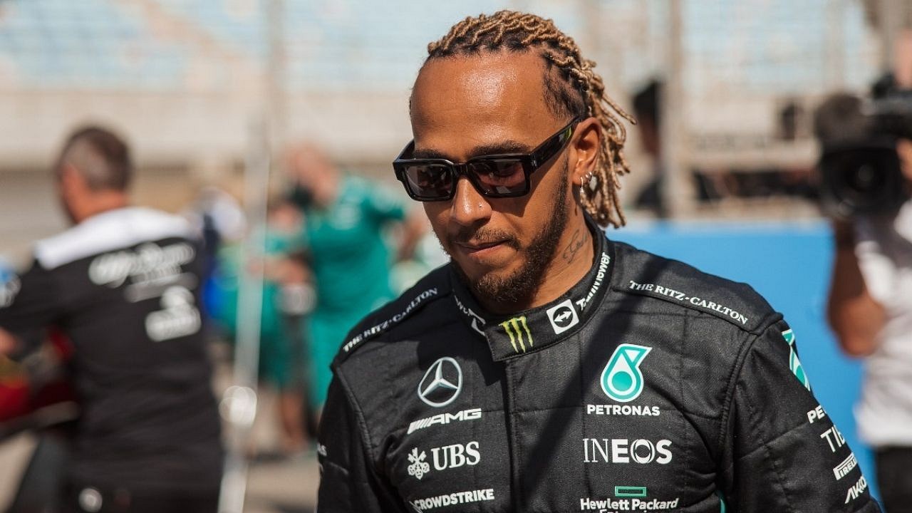 Lewis Hamilton's Gesture To Former Teammate In New F1 Testing Footage Lewis Hamilton's Gesture To Former Teammate In New F1 Testing Footage
