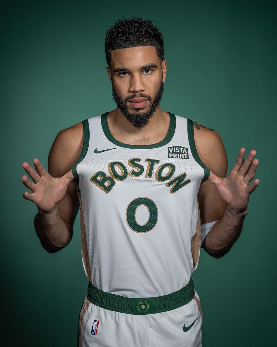 Lietuviai Neinvestavo: „Boston Celtics“ Parduotas Už Rekordinę Kainą Lietuviai Neinvestavo: „Boston Celtics“ Parduotas Už Rekordinę Kainą