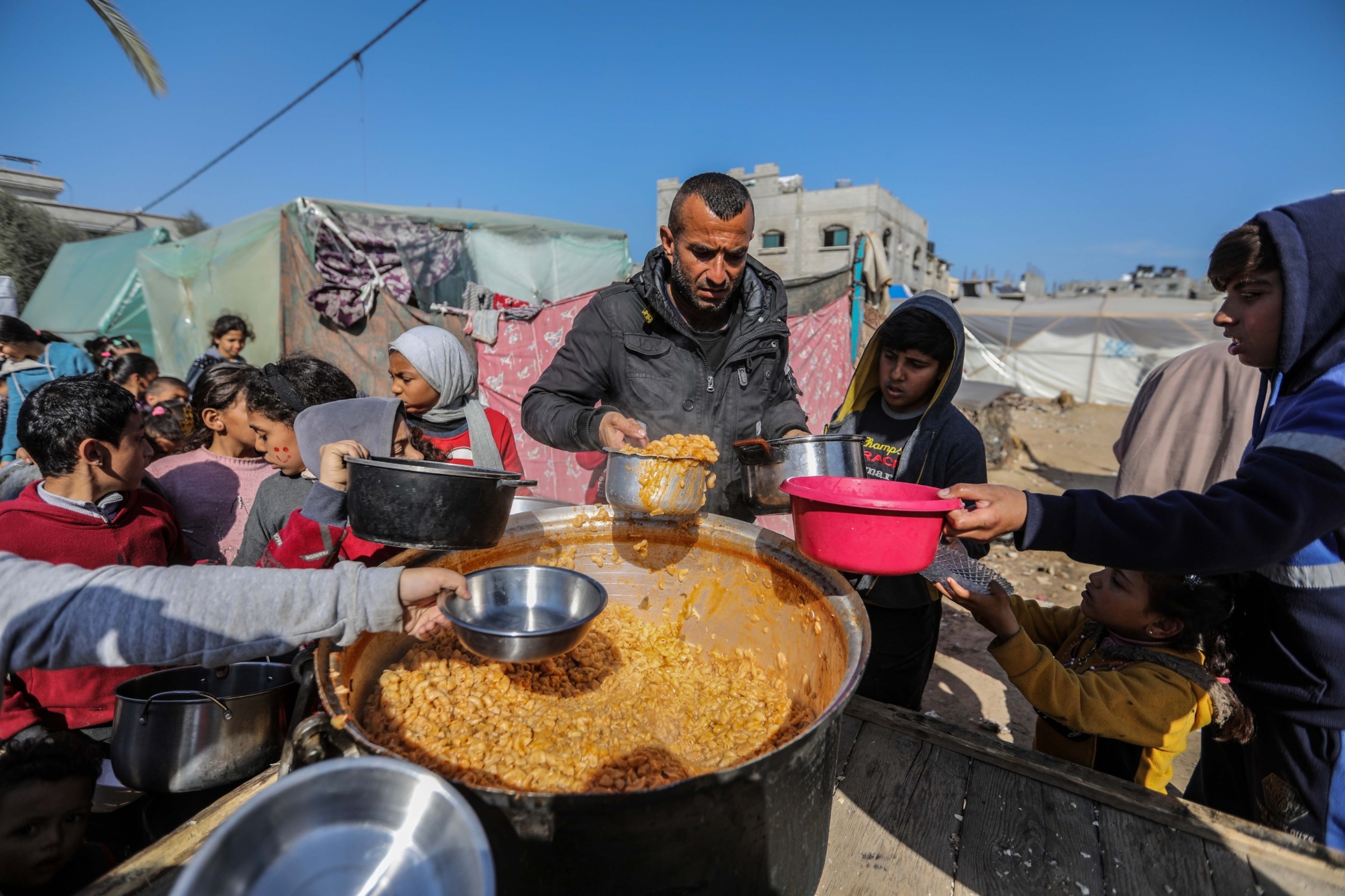 Life Under Blockade: The Crisis Of Hunger, Illness, And Crime In Gaza Life Under Blockade: The Crisis Of Hunger, Illness, And Crime In Gaza