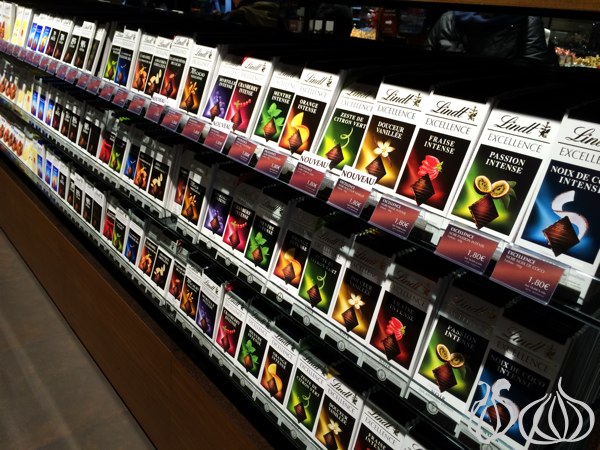 Lindt Opens Its London Chocolate Paradise: A Luxurious New Store Lindt Opens Its London Chocolate Paradise: A Luxurious New Store