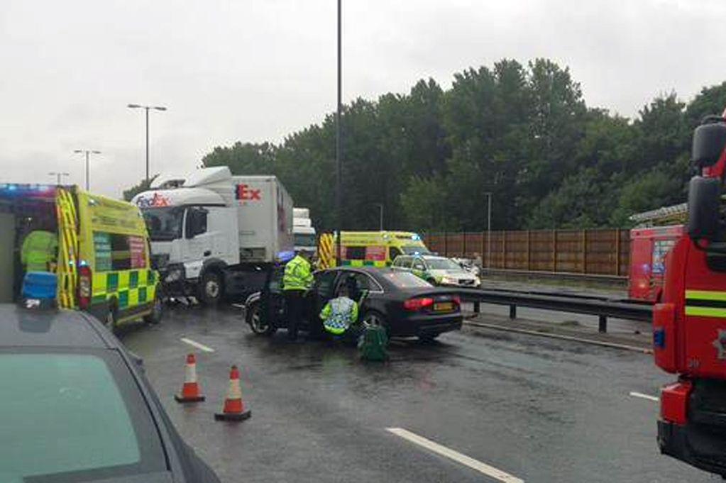 Live M56 Traffic: Motorway Closure After Serious Crash Live M56 Traffic: Motorway Closure After Serious Crash