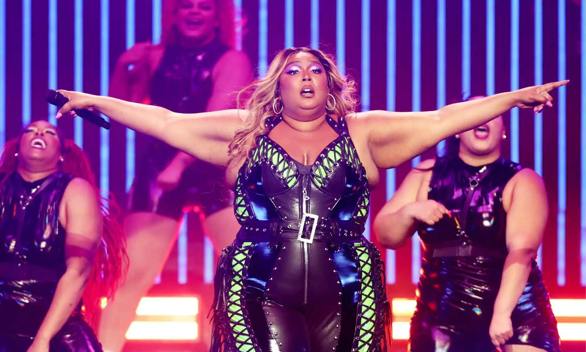 Lizzo Responds: Addressing Claims About Janet Jackson's Pop Queen Status Lizzo Responds: Addressing Claims About Janet Jackson's Pop Queen Status