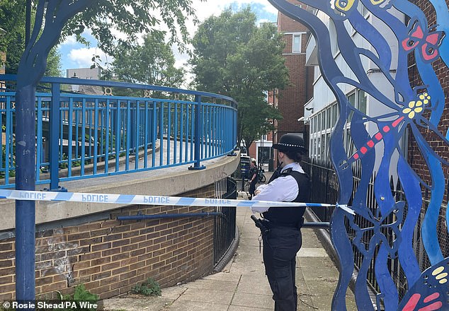 London's Criminal Underworld: Mapping The Warring Mobs Of Gangs Of London London's Criminal Underworld: Mapping The Warring Mobs Of Gangs Of London