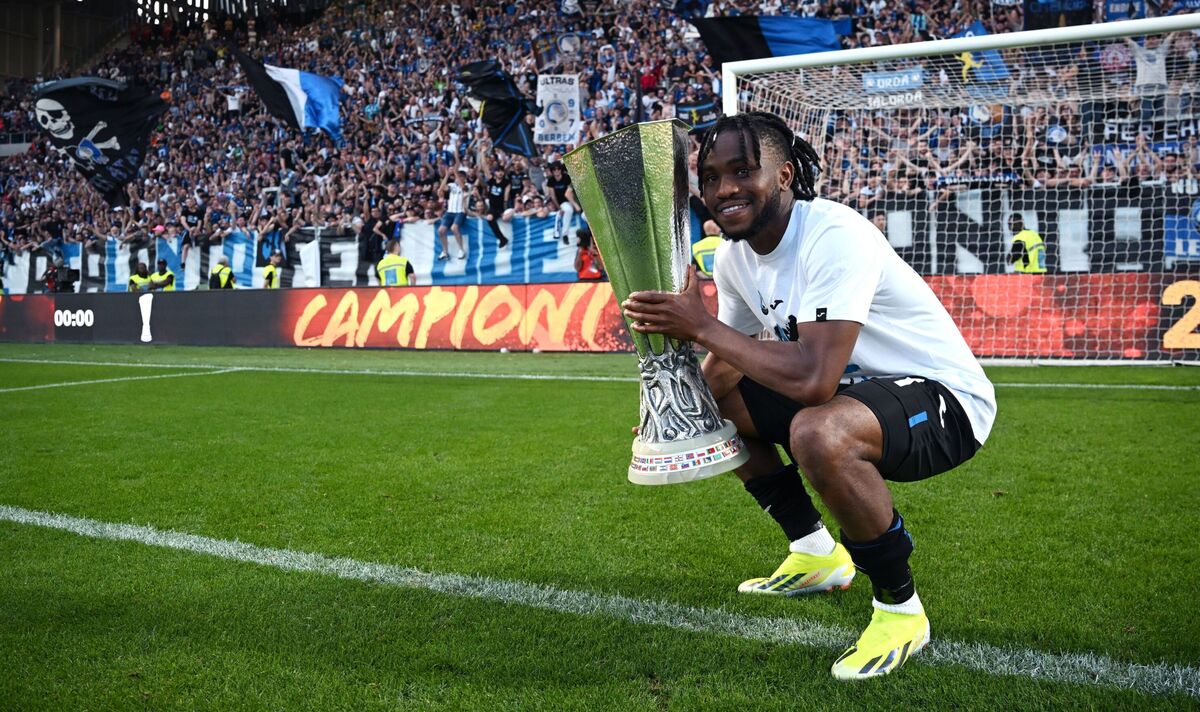 Lookman Transfer: Liverpool Face Chelsea Competition Lookman Transfer: Liverpool Face Chelsea Competition