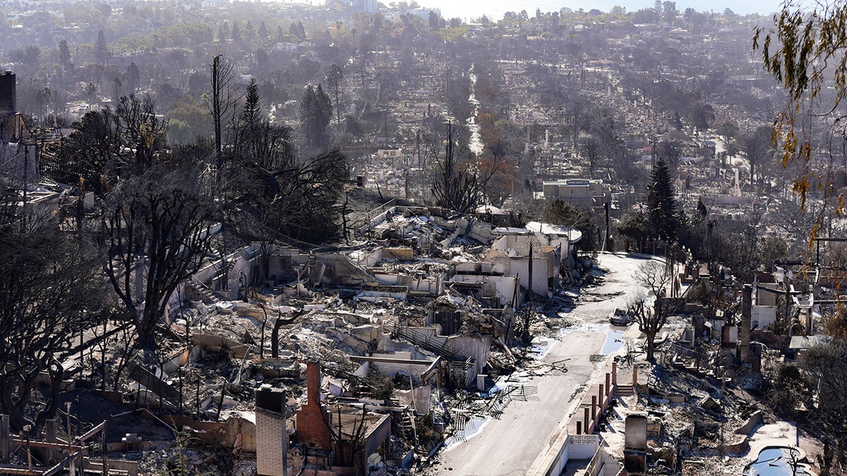 Los Angeles Wildfires And The Gambling Industry: A Concerning Trend Los Angeles Wildfires And The Gambling Industry: A Concerning Trend