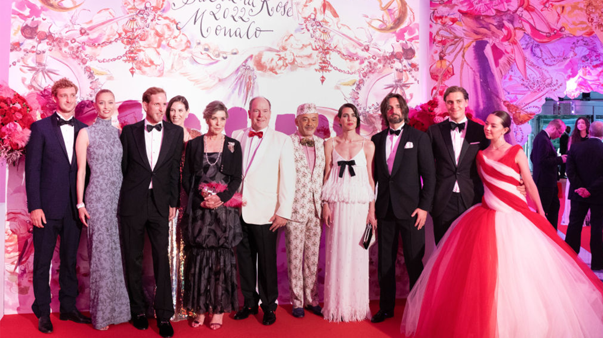 Los Mejores Looks Del Baile De La Rosa 2025: Carolina De Mónaco Y Alexandra De Hannover Los Mejores Looks Del Baile De La Rosa 2025: Carolina De Mónaco Y Alexandra De Hannover