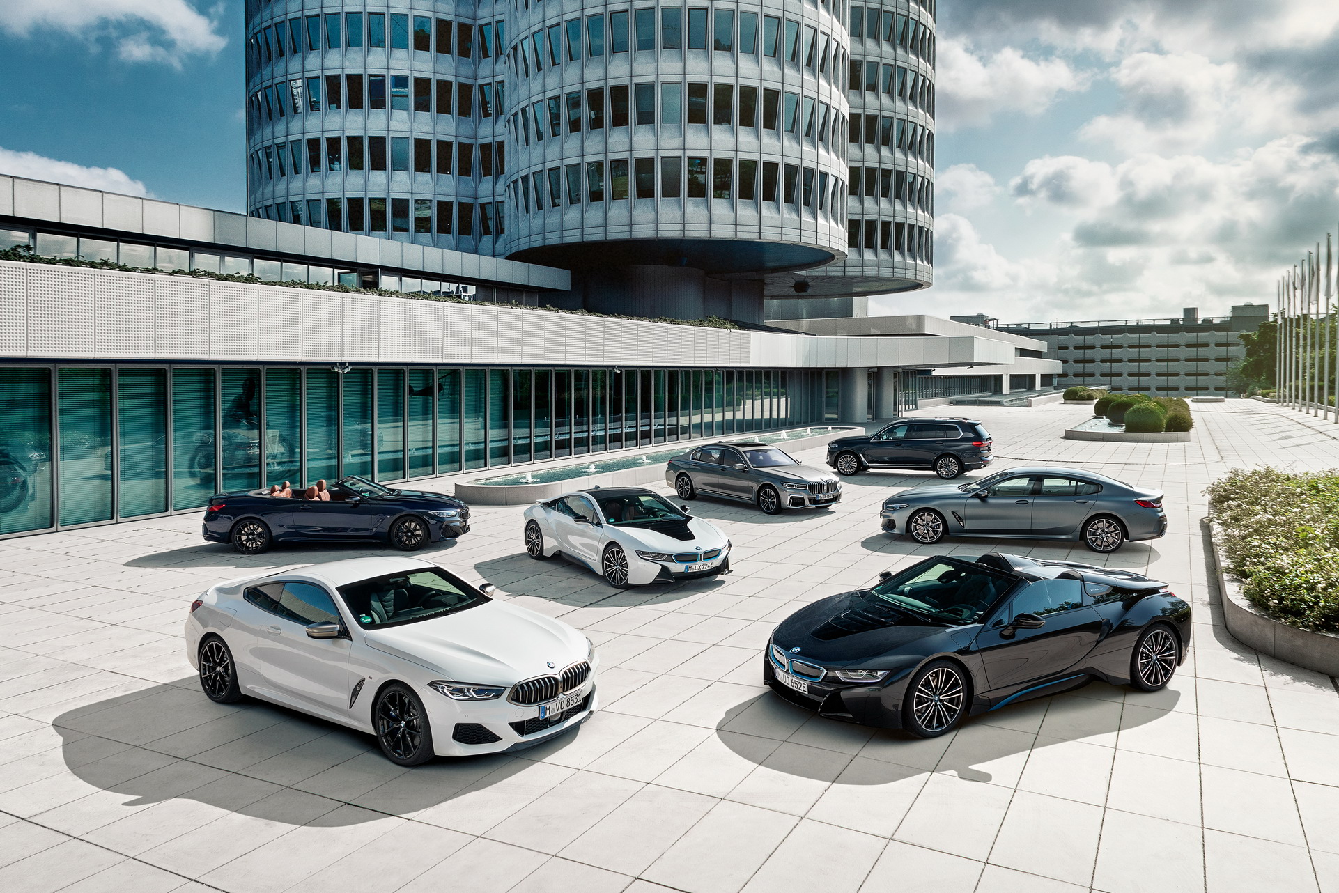 Luxury Car Sales In China: BMW, Porsche, And The Competitive Landscape Luxury Car Sales In China: BMW, Porsche, And The Competitive Landscape
