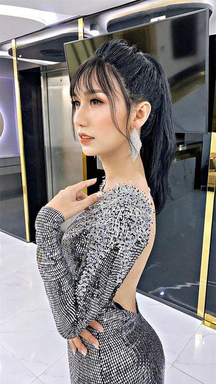 Lynk Lee: Hành Trình Chuyển Giới Và Câu Chuyện Tình Yêu Đầy Cảm Hứng Lynk Lee: Hành Trình Chuyển Giới Và Câu Chuyện Tình Yêu Đầy Cảm Hứng