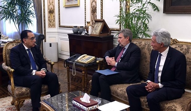 Macron's China Trip: Boosting Bilateral Ties And Addressing Cognac Export Issues Macron's China Trip: Boosting Bilateral Ties And Addressing Cognac Export Issues