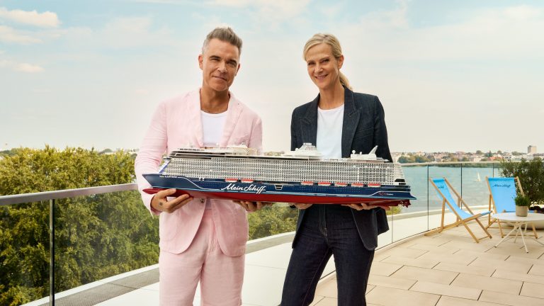 Málaga Hosts Mein Schiff Relax Christening With Robbie Williams Málaga Hosts Mein Schiff Relax Christening With Robbie Williams