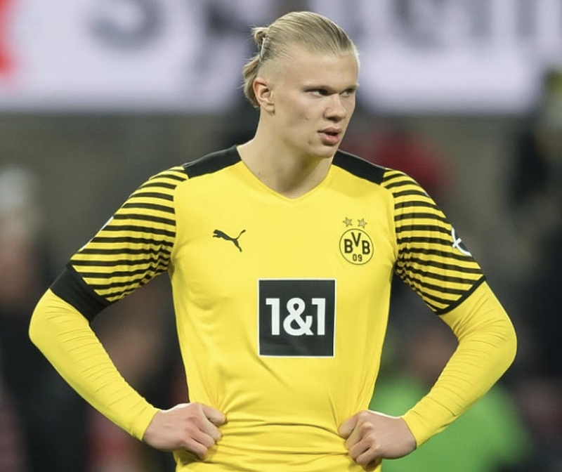 Man City Mascot Hospitalised: Erling Haaland Involved, Police Investigation Underway Man City Mascot Hospitalised: Erling Haaland Involved, Police Investigation Underway