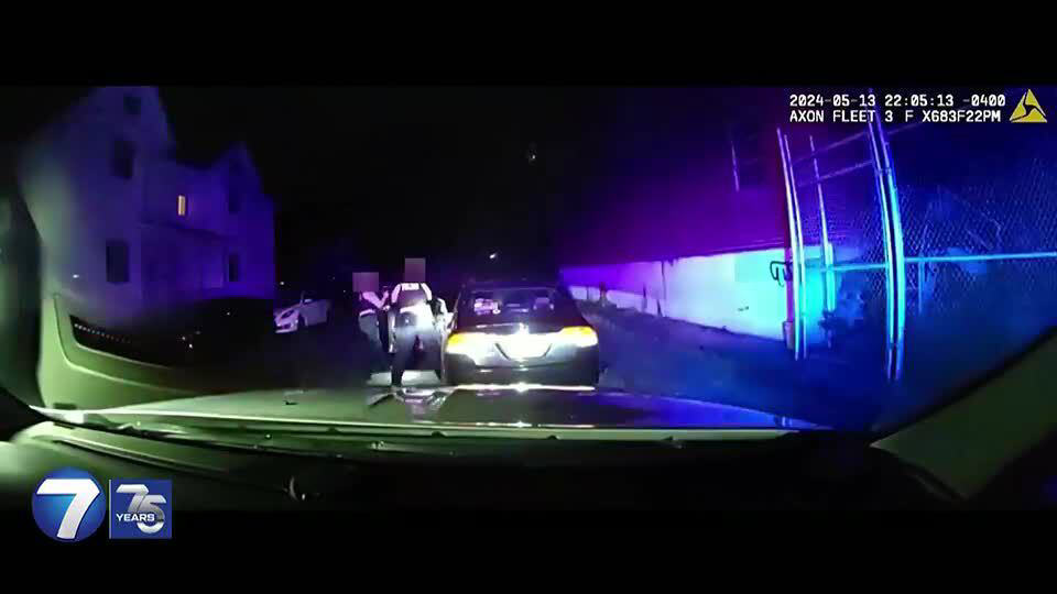 Man Drives Car Through Jennifer Aniston's Gate Man Drives Car Through Jennifer Aniston's Gate
