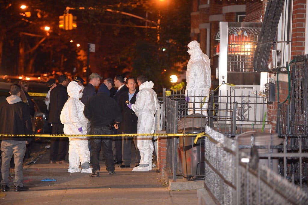 Man Injured In Stabbing Incident Near Brooklyn Bridge City Hall Subway Man Injured In Stabbing Incident Near Brooklyn Bridge City Hall Subway